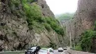 تردد از محور چالوس و آزادراه تهران- شمال ممنوع است

