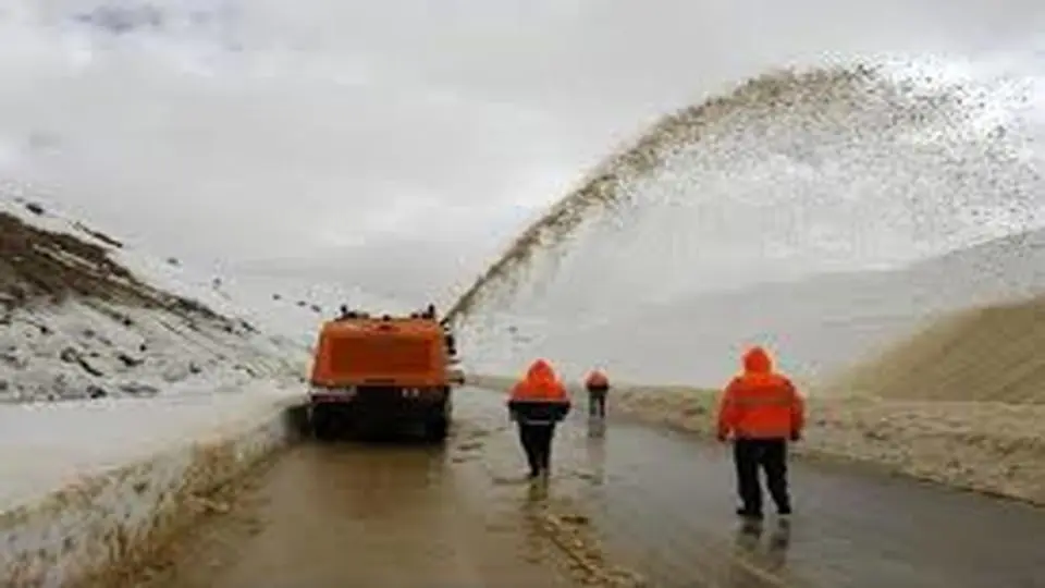 آماده‌باش در همدان برای بارش برف