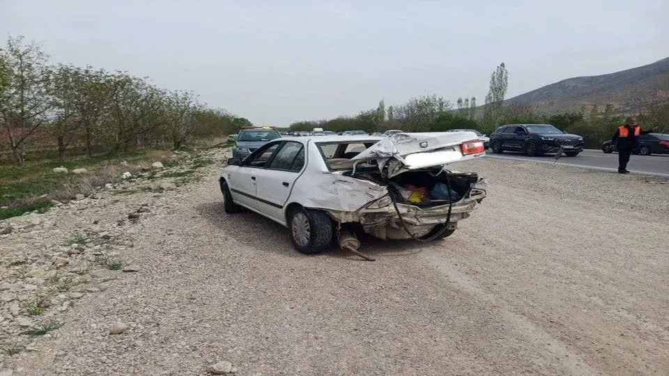 واژگونی خودرو در جاده پلدختر - خرمآباد؛ ۷ نفر زخمی شدند