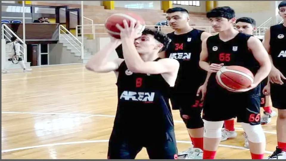 بسکتبالیست‌های نوجوان نقش‌جهان در لیگ کشور با برند آرِن به میدان می‌روند