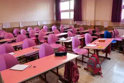 داشتن کارت صلاحیت حرفه‌ای، شرط ورود معلمان به مدارس غیردولتی