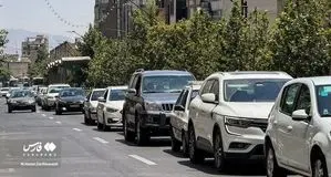 چرا صف پمپ‌بنزین‌ها شلوغ است؟

