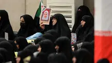 قاب عکس دانش‌آموز شهید جنگ ۱۲ روزه در بیت‌رهبری + عکس