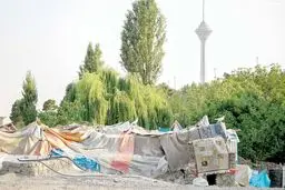 حاشیه‌های خاموش