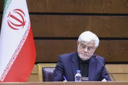 فراخوان محمدرضا عارف برای حضور حماسی در مراسم بدرقه امام شهید انقلاب