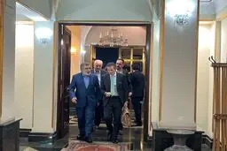مرد هسته‌ای با یک پیام مهم وارد تهران شد
