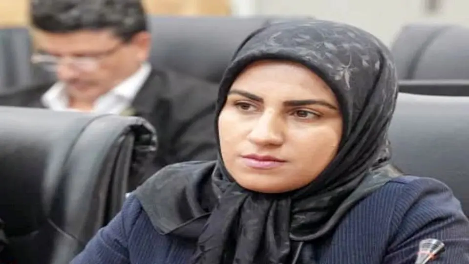 یک بانوی اهلسنت شهردار شهر مرزی نوسود شد