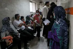 انتقال ویروس از یک بیمار به ده‌ها نفر