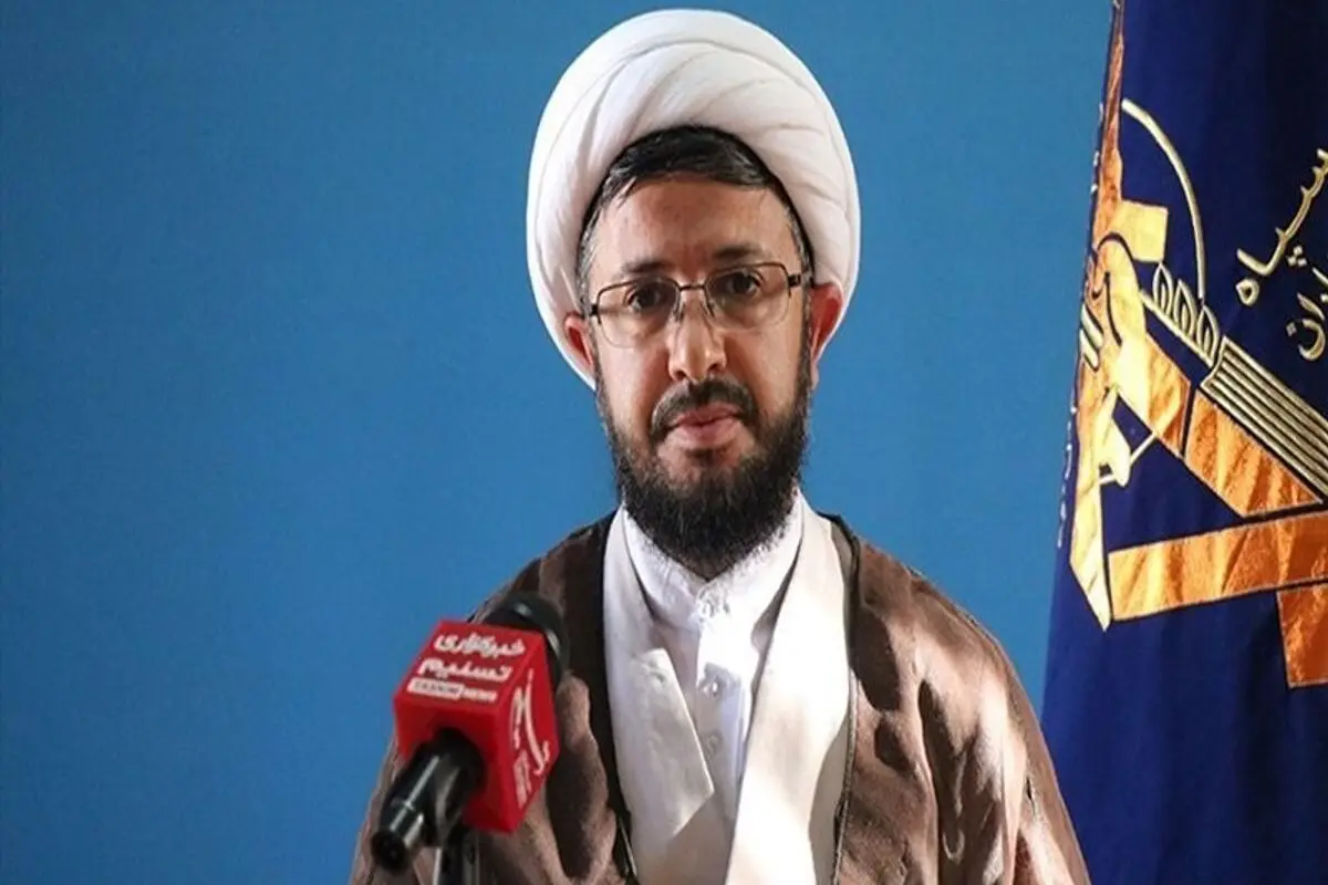 ریشه بی‌حجابی، مجرد بودن دختران است 