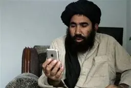 طالبان استفاده از گوشی‌های هوشمند را ممنوع کرد