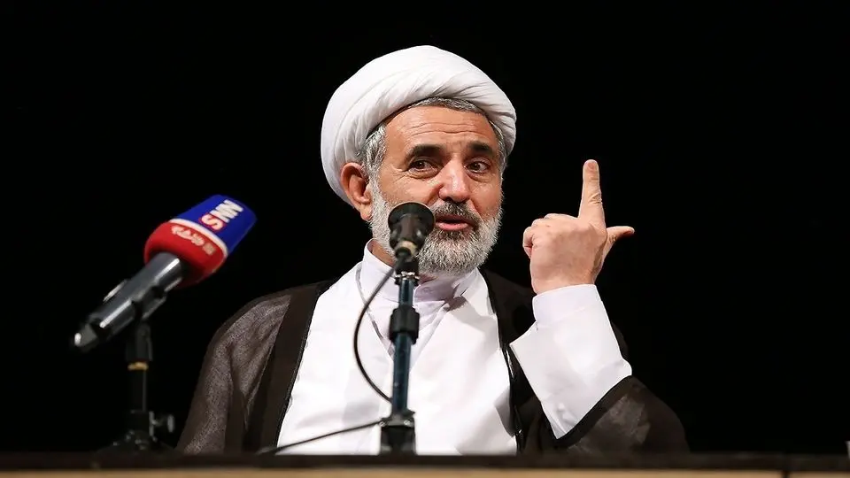 ۱۱۲ رادیوی زنده علیه ایران تبلیغ میکنند