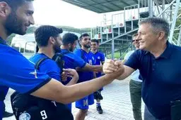اسکوچیچ در اردوی استقلال حاضر شد