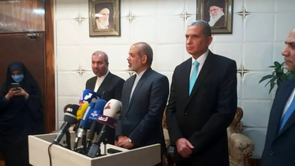 وزیر الداخلیة العراقی: تلغى التأشیرات مع إیران بشکل تدریجی 