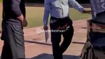 لوکس‌ترین خودروی برقی زیر پای مهران مدیری + فیلم