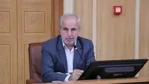 از نیروی انتظامی پیگیر شدم، آن خانم به ماموران متعرض شده بود/ کسی خانم را پرت نکرد، او از شیشه ماشین آویزان شده بود/ در شمال تهران برخی از مردم پوششی دارند که در بعضی از خیابان‌های اروپایی هم چنین چیزی را نمی‌بینیم