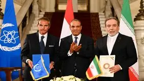 نبرد دو جبهه؛ از وین تا تهران