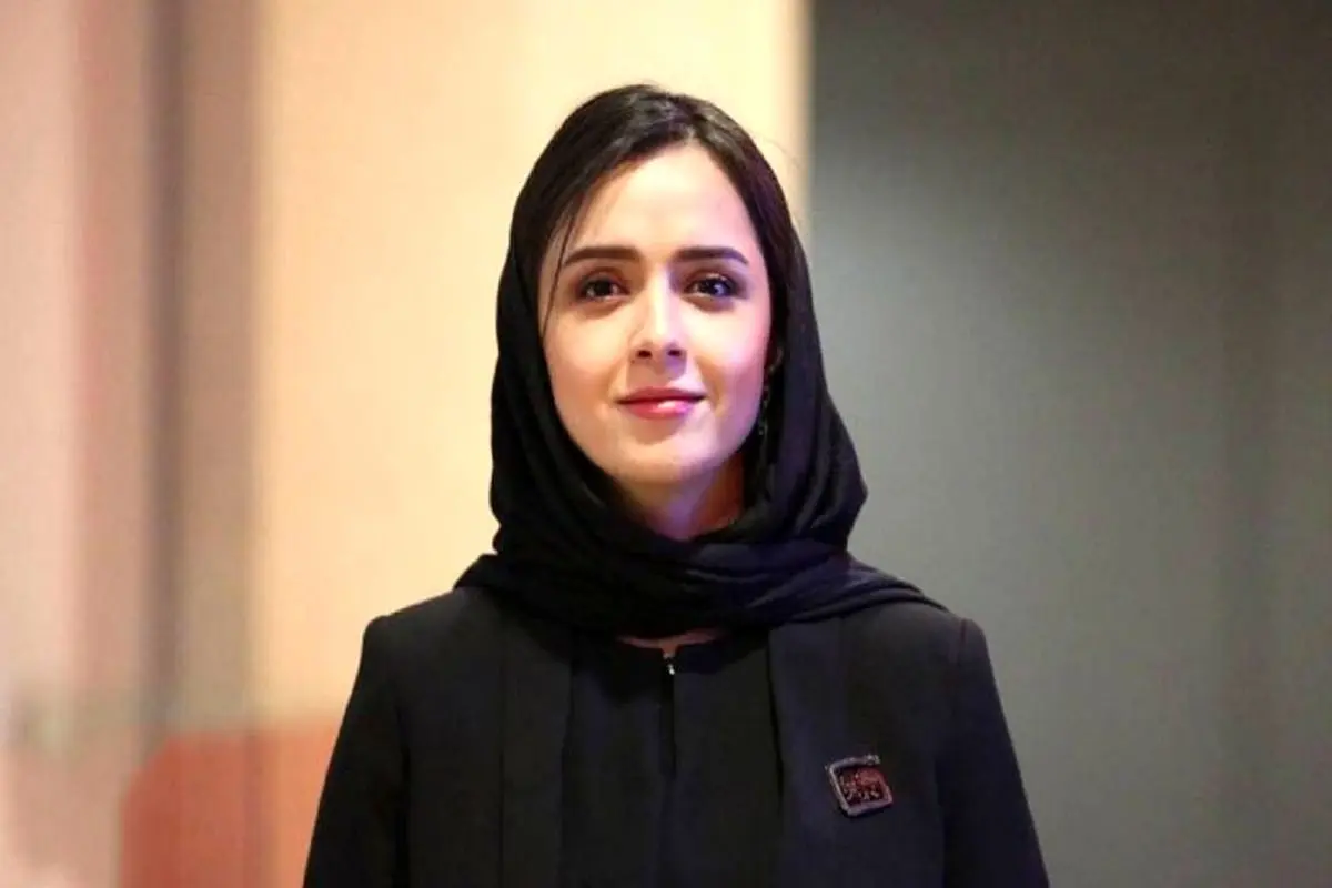 واکنش ترانه علیدوستی به شایعه مهاجرت: من ایرانم، پاسپورتم دست وزارت اطلاعات است

