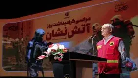 خنده‌های از ته دل پزشکیان و زاکانی در لباس آتش‌نشانی + عکس