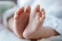 هشدار برای خرید داروی نوزادان + از داروخانه‌ها بخرید نه سیسمونی‌فروشان 