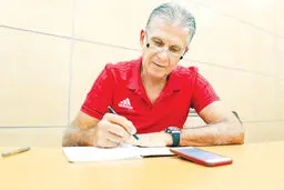 کل پولی که کارلوس کی‌روش از ایران می‌گیرد