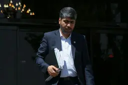  تغییر ساعت کاری با مجوز سران قوا بود