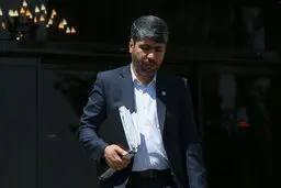  تغییر ساعت کاری با مجوز سران قوا بود