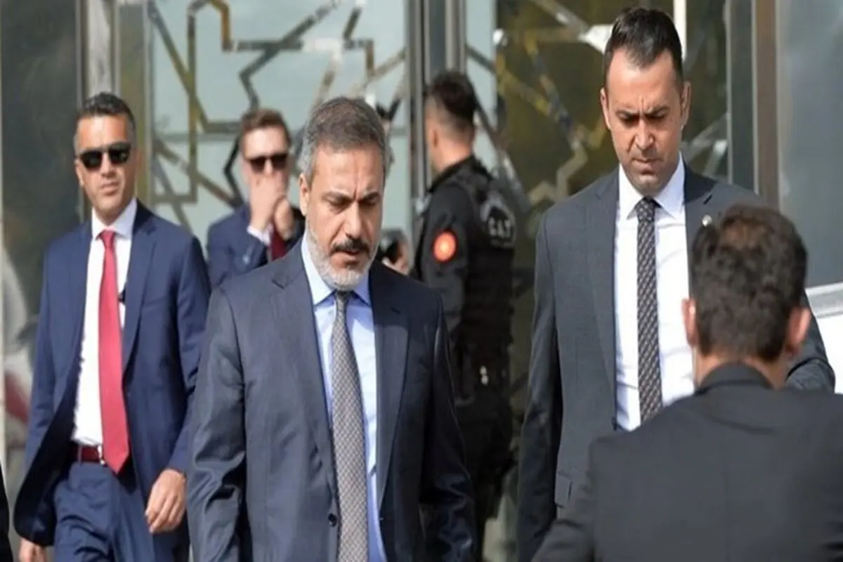 وزیر الخارجیة الترکی یصل طهران یوم غد الأحد