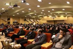 دانشجویان در مسیر جهاد علمی حرکت کنند
