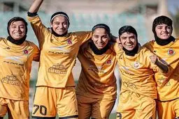 خاتون بم در صدر ماند

