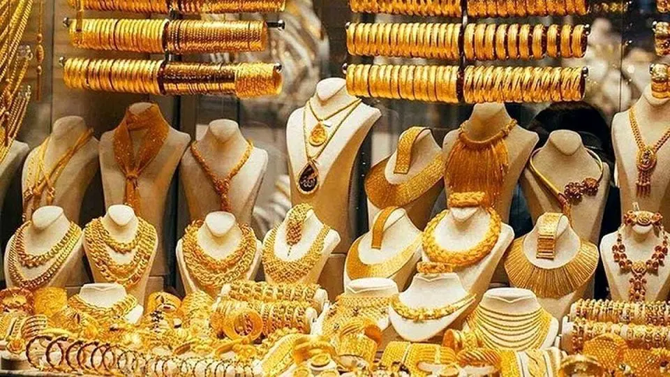قیمت طلا ظهر امروز ۱۸ تیر ۱۴۰۴ در بازار/ طلای ۱۸ عیار و طلای ۲۴ عیار چند قیمت خورد؟ + جدول