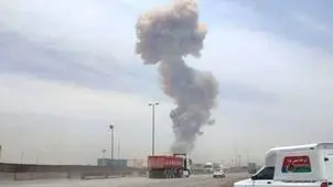 خروج کامیون‌ها از بندر شهید رجایی آغاز شد/ انفجار در نزدیکی ساختمان اداری گمرک رخ داد