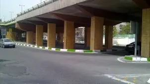 شاهکار جدید و خطرناک شهرداری تهران؛ ماجرای بستن تسمه روی ستون‌های پل میرداماد چیست؟/ تصاویر