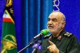 فرمانده سپاه به اسرائیل: زمینی به غزه حمله کنید بلعیده می‌شوید

