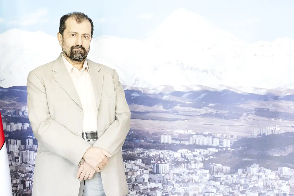 اسیر درون‌گرایی افلاطونی هستیم
