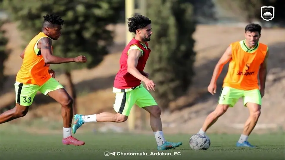 ترکیب چادرملو مقابل پرسپولیس اعلام شد
