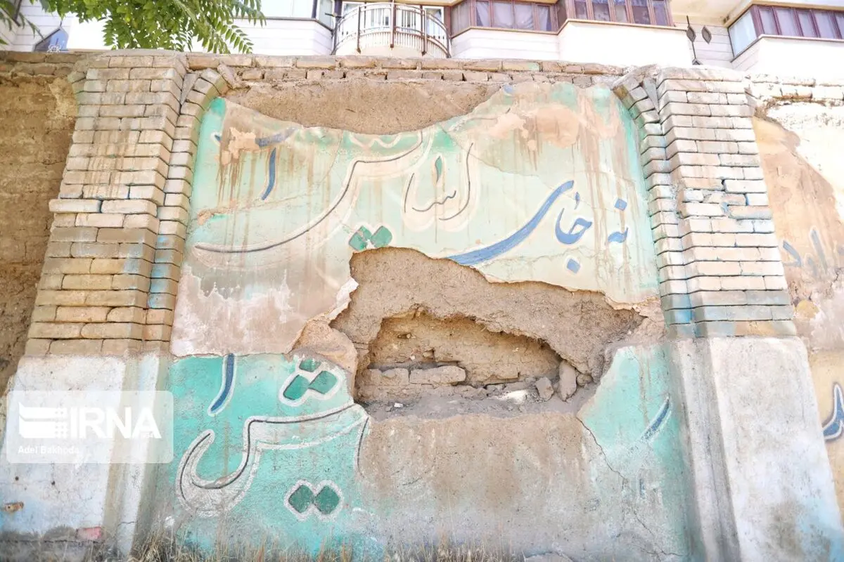 ساختمان مدارس پایتخت قدیمی است