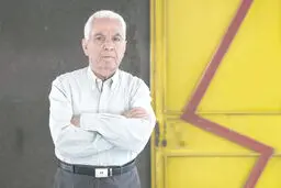 مدافع ادبیات دردمند


