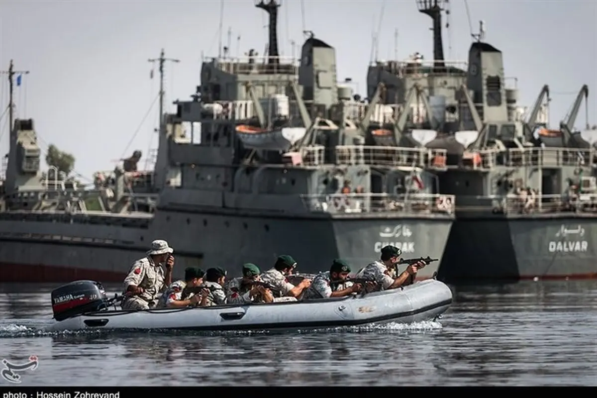 Iran’s Navy escort team foils pirates' attack in Gulf of Aden