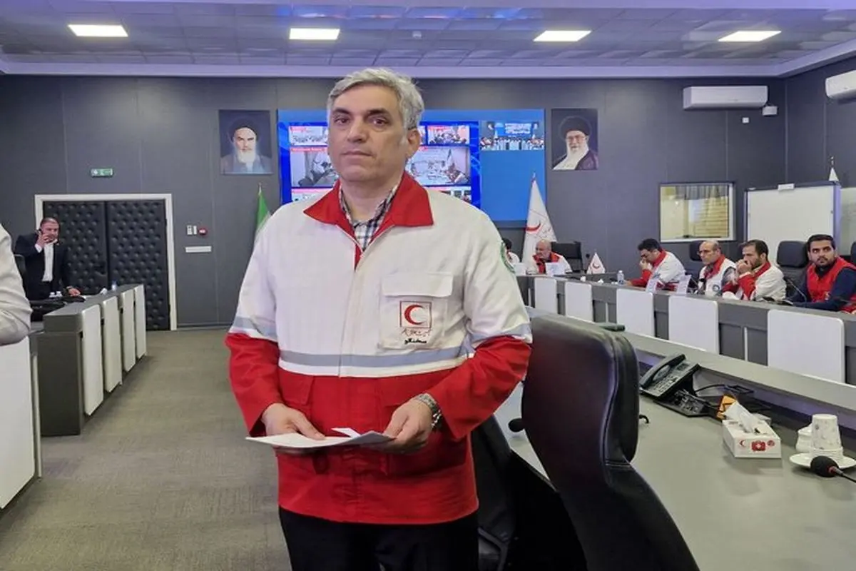 انتقال ۱۳۶ مصدوم و اسکان اضطراری ۸۰۰ نفرتوسط امدادگران/ فعالیت شبانه‌روزی داروخانه‌های هلال احمر+ویدئو

