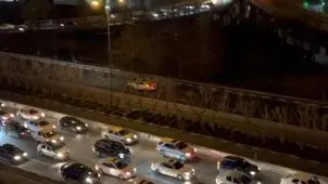 ترافیک سنگین اتوبان چمران در شب یلدا+ ویدئو