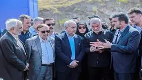 ۲۰۰ کیلومتر از آزادراه تبریز زنجان تا پایان مهر سال جاری بهسازی می‌شود / پل آسیب‌‌دیده هشترود تا هفته دولت زیر بار ترافیک می‌رود
