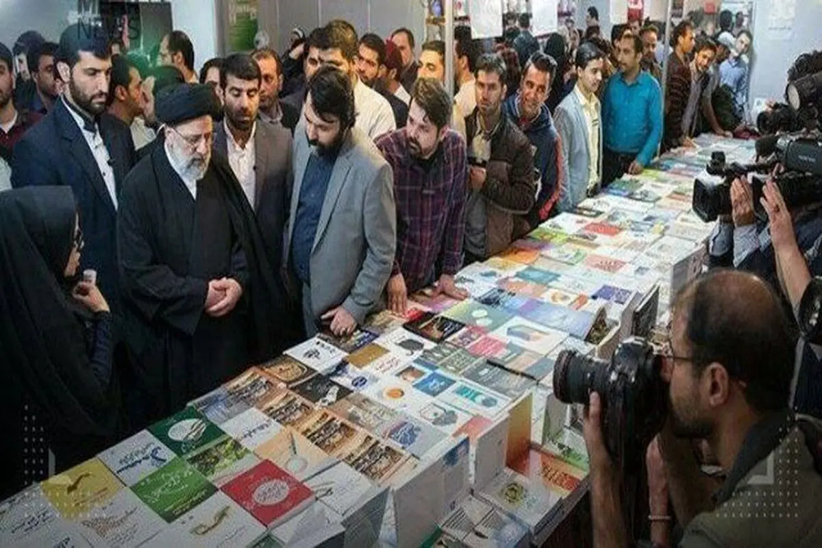 رئیس جمهور از نمایشگاه کتاب بازدید کرد