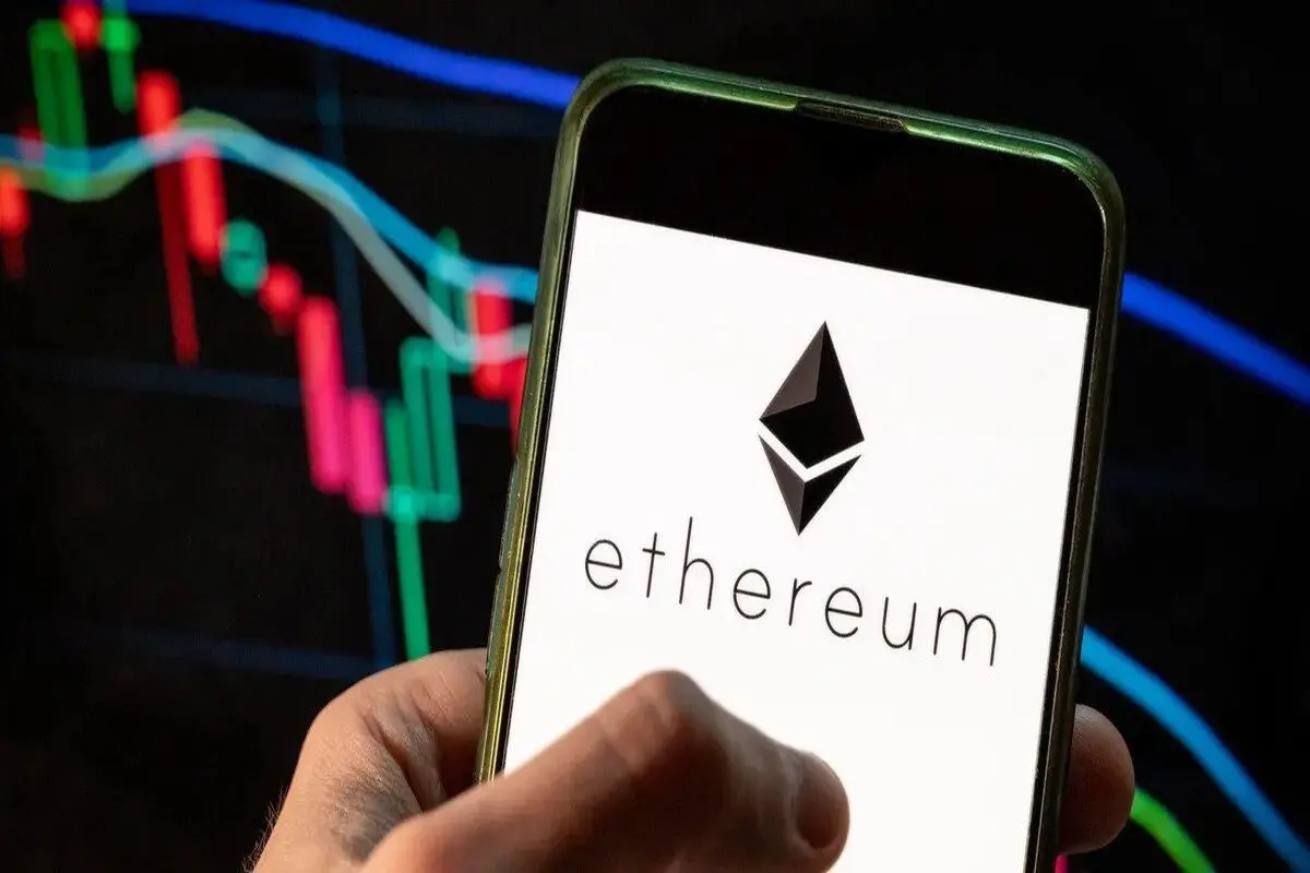آیا سرمایه‌گذاری خرید اتریوم با توجه به قیمت ETH ، مناسب است؟


