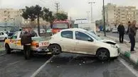 برخورد شدید کامیونت با ۱۲ خودرو در تهرانپارس