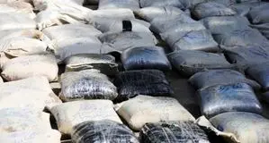 مواد مخدر جاسازی شده در اجاق گاز صنعتی در فرودگاه کشف شد  