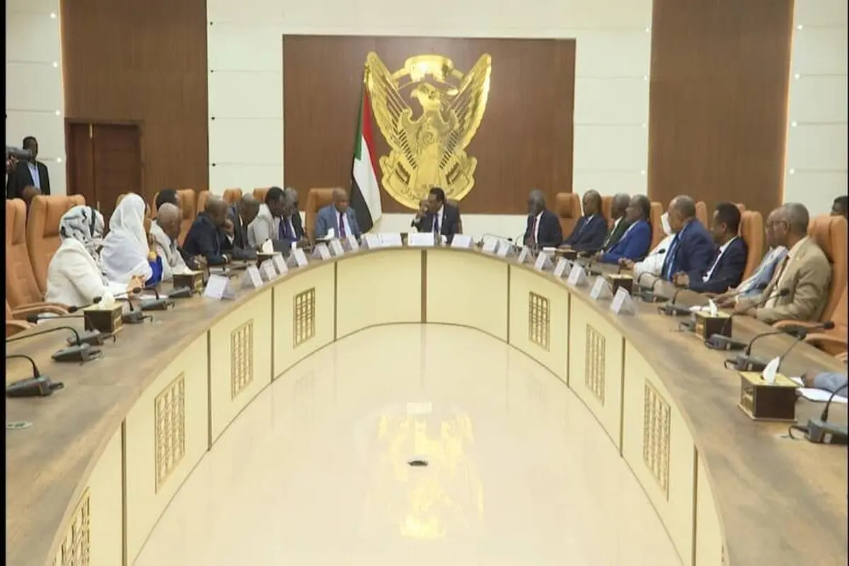 کابینه سودان منحل شد