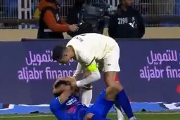درگیری رونالدو با بازیکن الفتح در لیگ عربستان