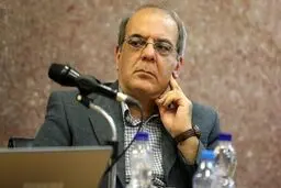 عباس عبدی به کیهان: ما مرده بودیم یا آقایان کر بودند؟/ چرا درباره سفری که فقط ۱۲۰ میلیون تومان هزینه غذای ۱۰ نفر شده چیزی نمی نویسید؟!