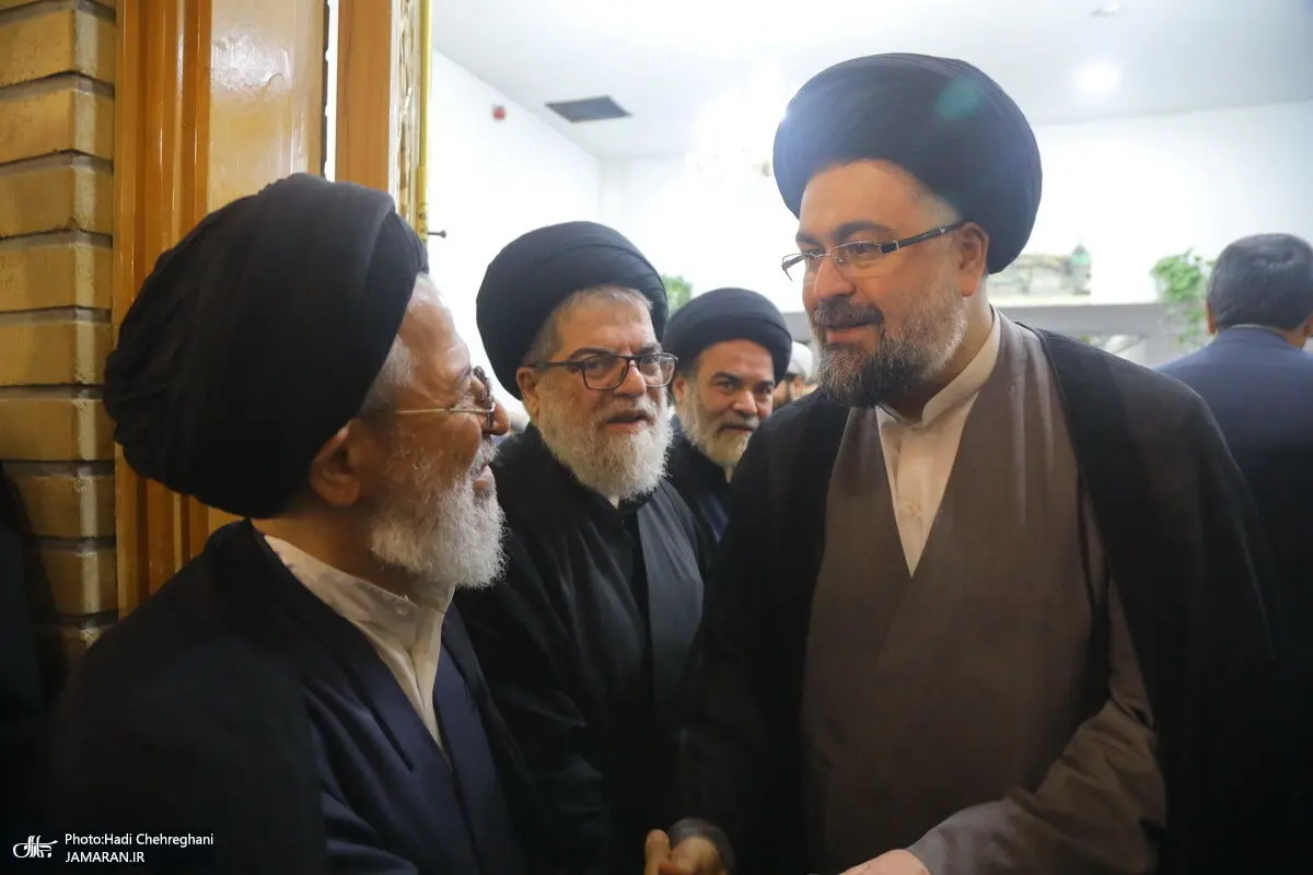 نوه امام خمینی در مراسم بزرگداشت آیت‌الله شبیری زنجانی + عکس
