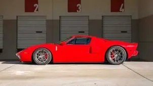 خودروی کمیاب بازیگر محبوب به فروش می‌رسد
